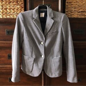 Gap blue and white striped "The Academy Blazer" in size 2